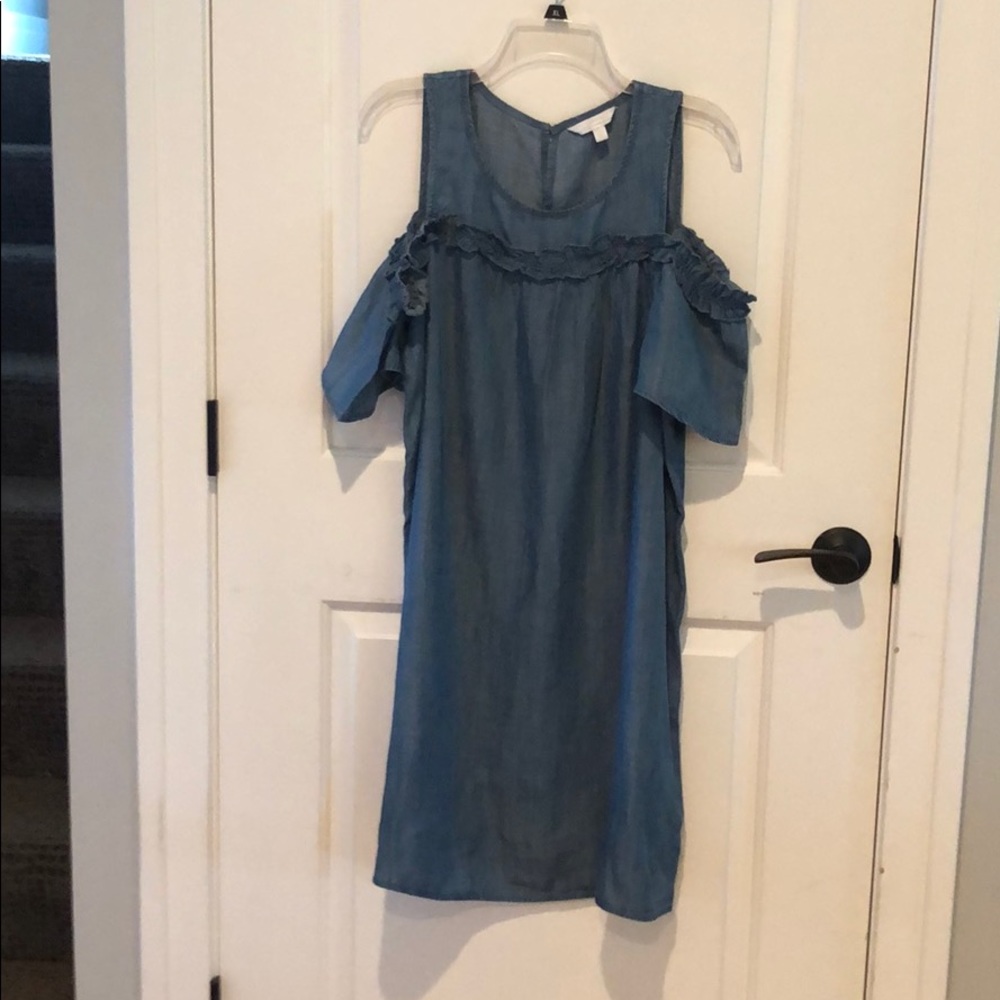 Really cute dress!